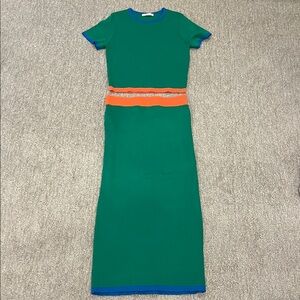 Green color block set